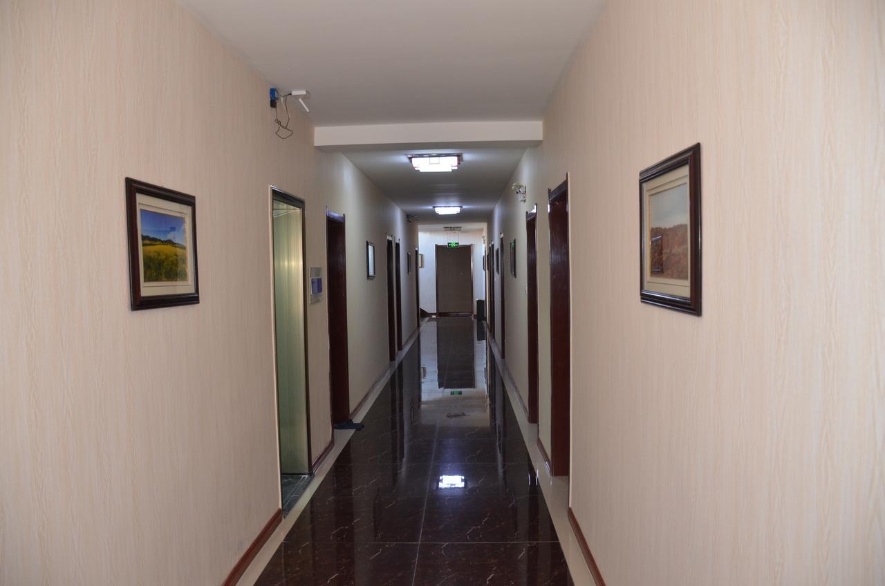 The Silk Road Travelers Hostel Zhangye Extérieur photo